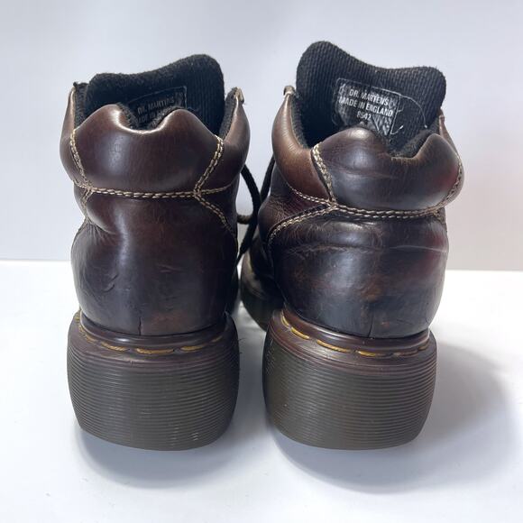 DR MARTENS 8542 England Chunky Platform Leather Ankle Boots in Brown Size 7M/8W - Picture 8 of 13